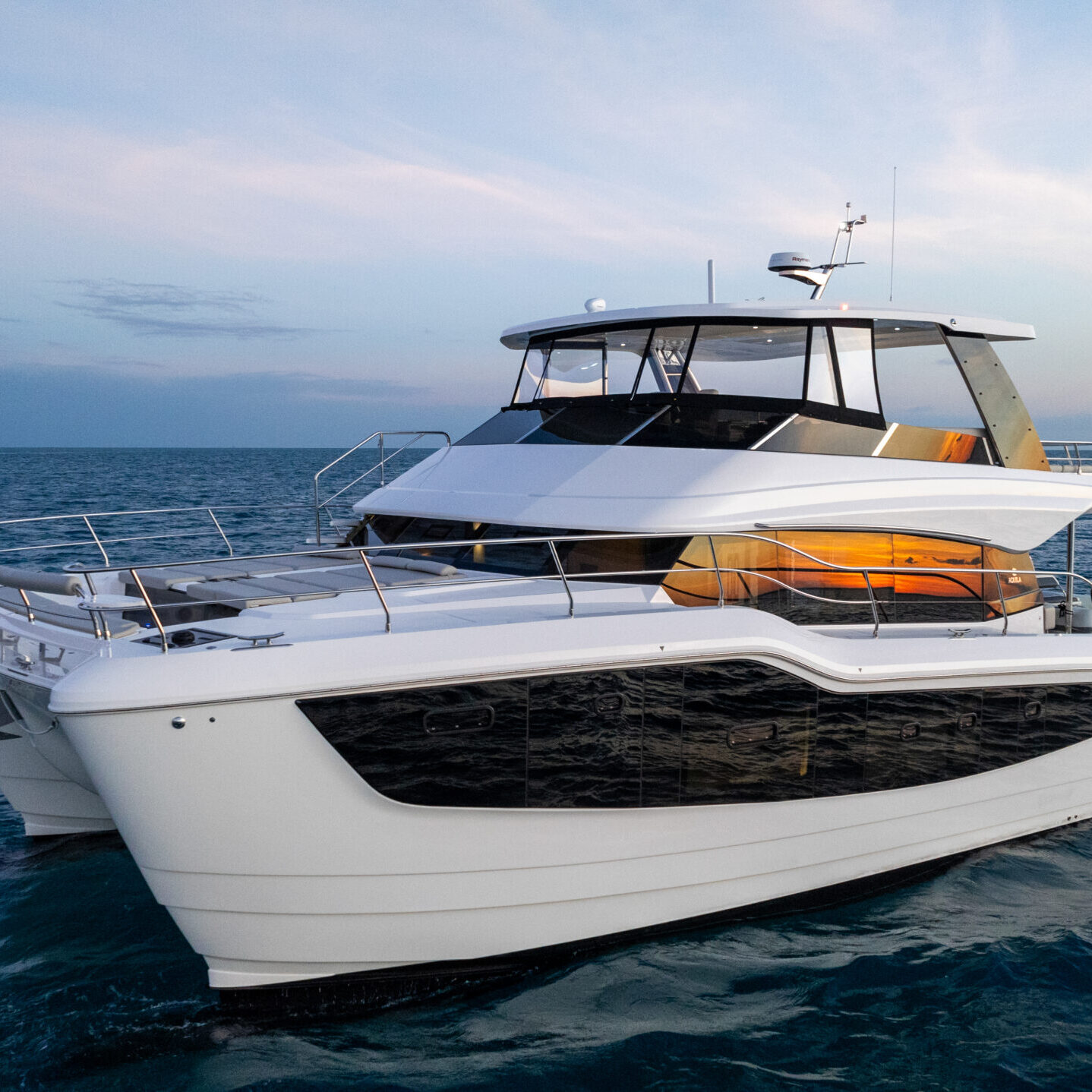 AQUILA 50 POWER CATAMARAN YACHT