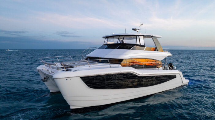 AQUILA 50 POWER CATAMARAN YACHT