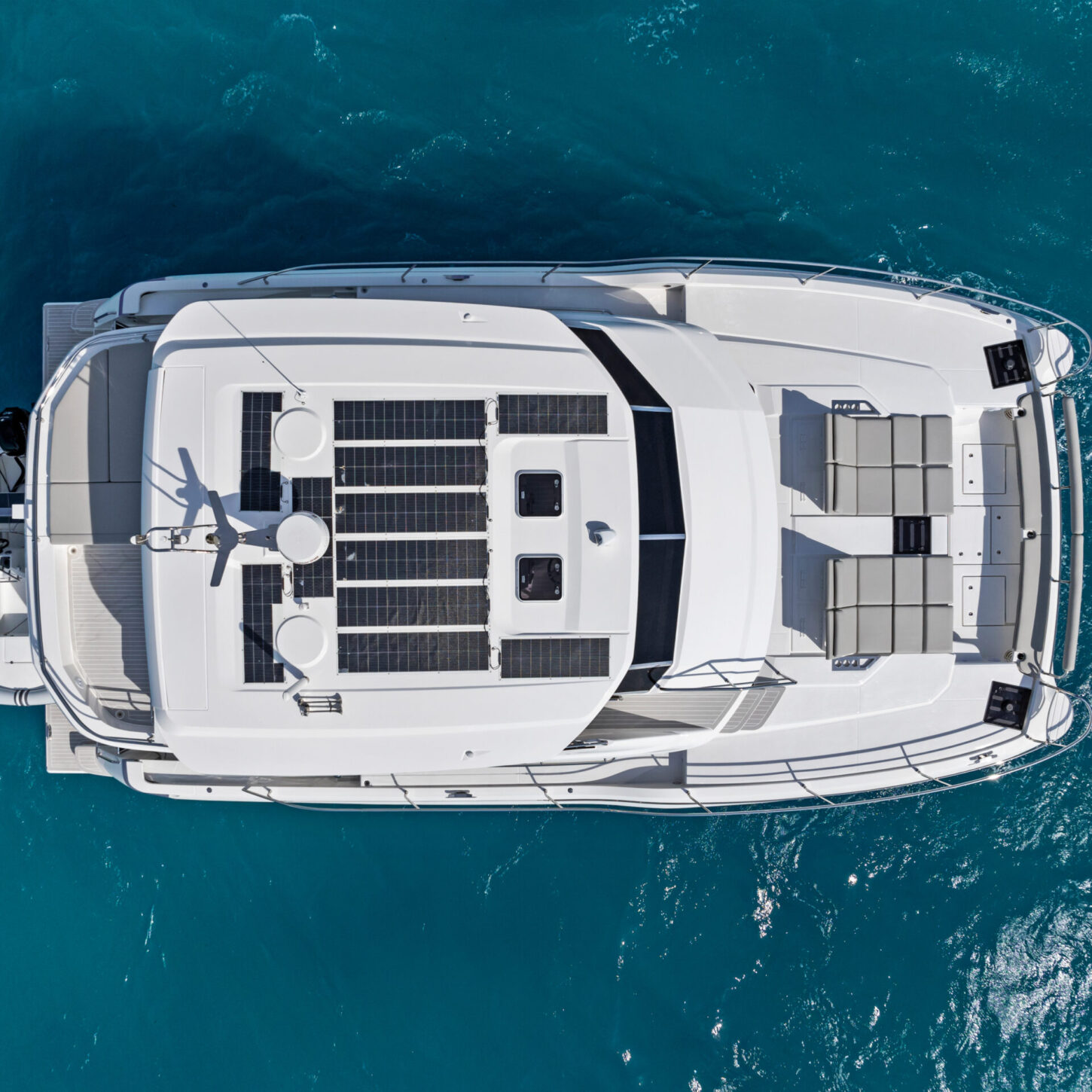 AQUILA 50 POWER CATAMARAN YACHT