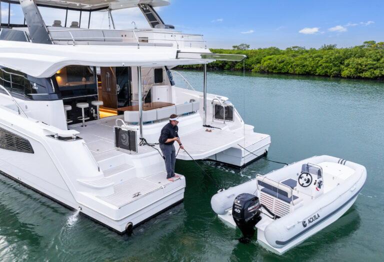AQUILA 50 POWER CATAMARAN YACHT