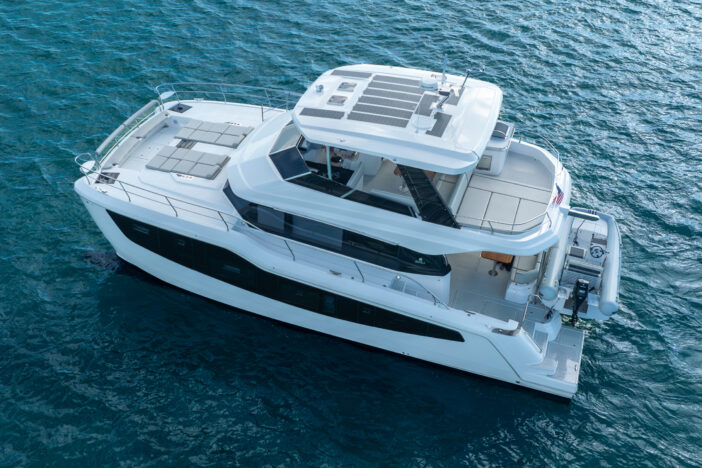 AQUILA 50 POWER CATAMARAN YACHT