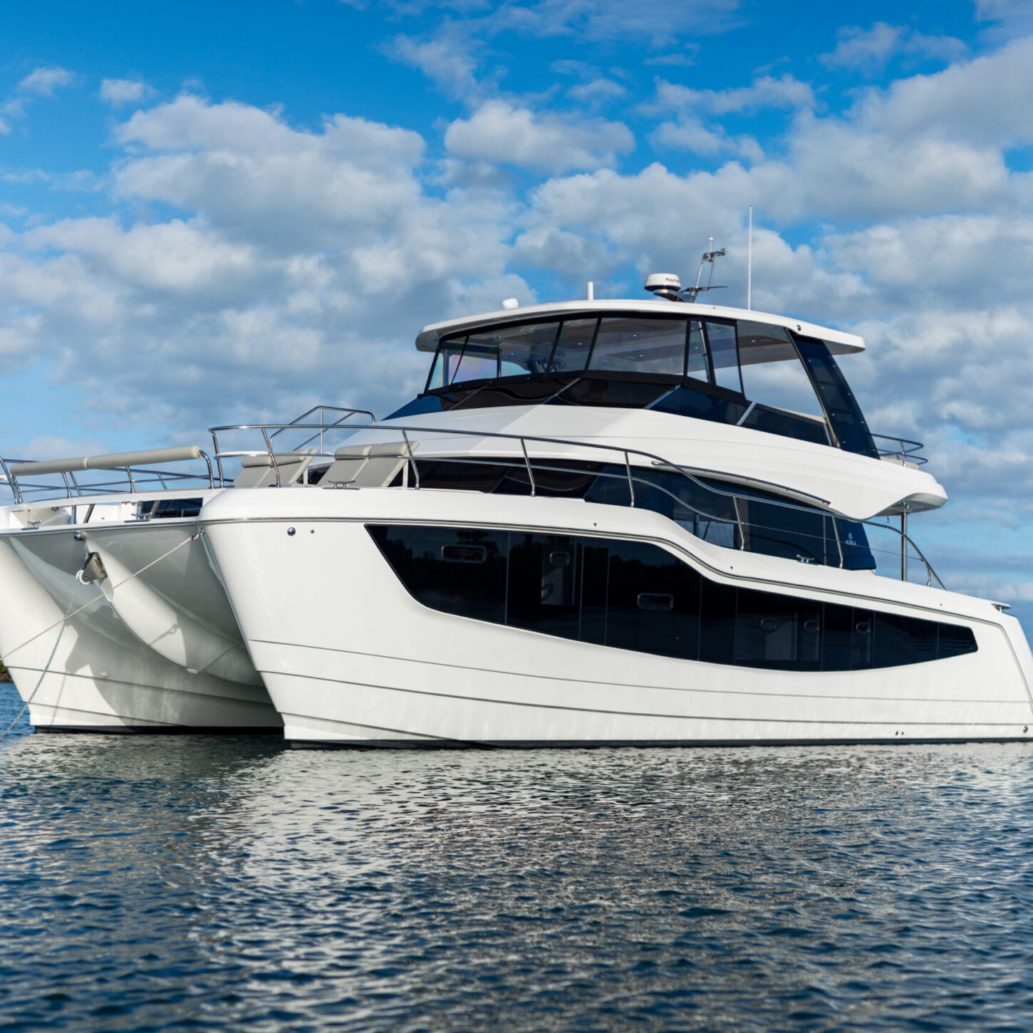 AQUILA 50 POWER CATAMARAN YACHT