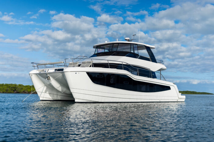 AQUILA 50 POWER CATAMARAN YACHT