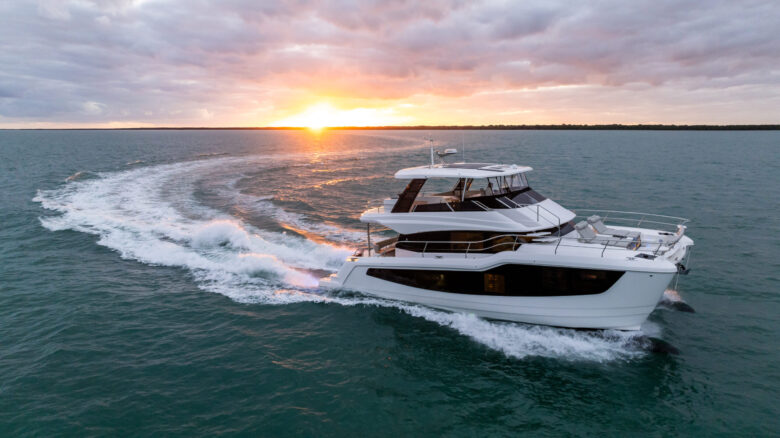 AQUILA 50 POWER CATAMARAN YACHT
