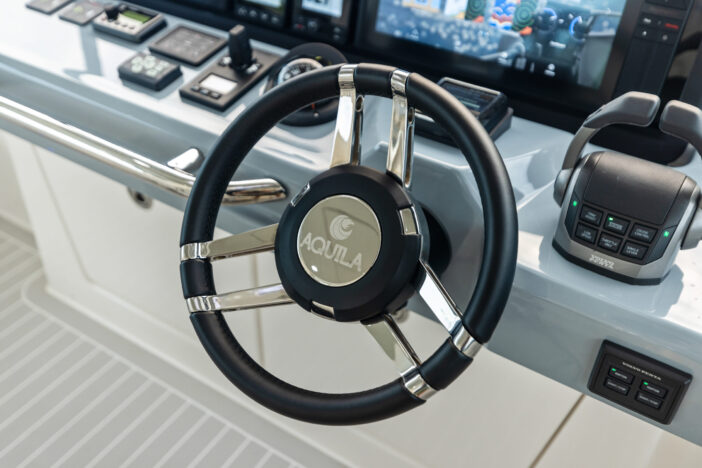 AQUILA 50 POWER CATAMARAN YACHT