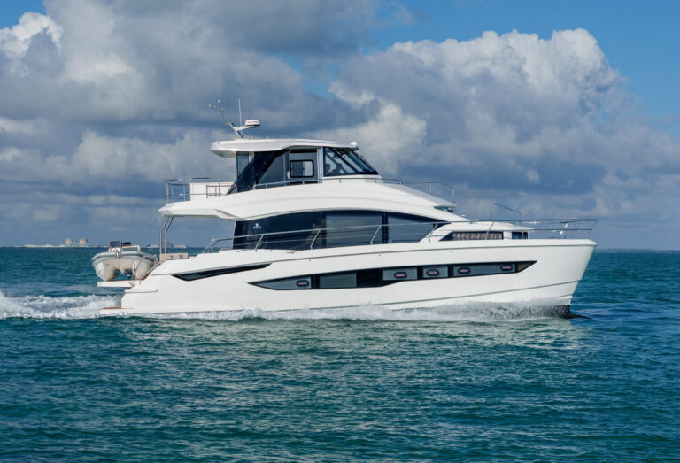 Aquila 54 Luxury Power Catamaran: