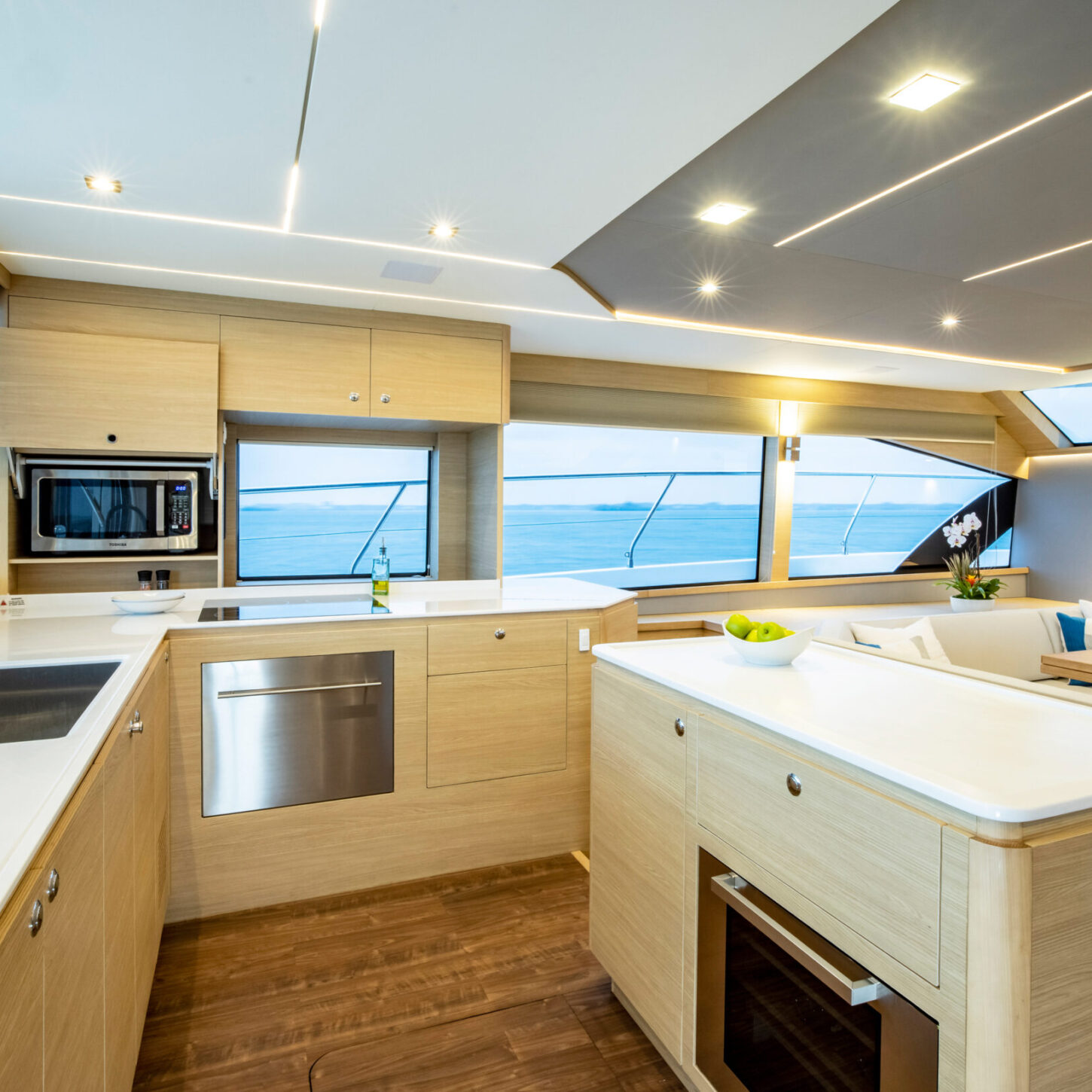 Aquila 54 Luxury Power Catamaran: