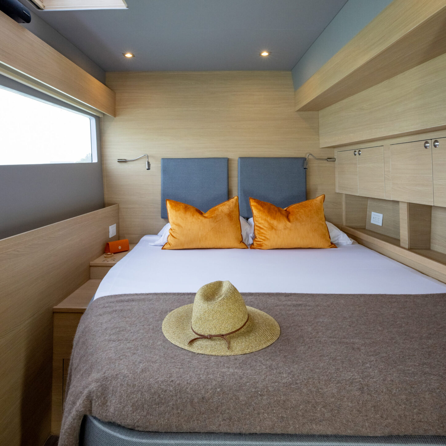 Aquila 54 Luxury Power Catamaran: