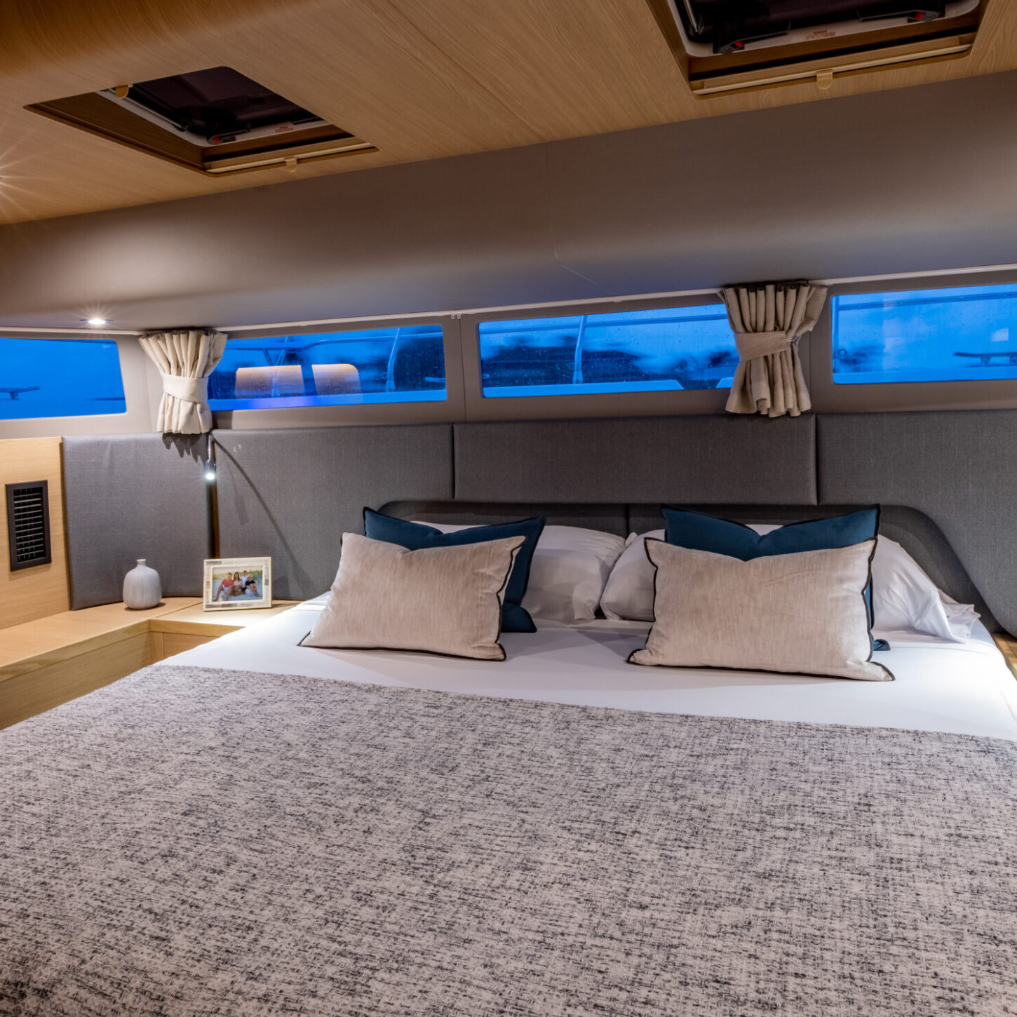 Aquila 54 Luxury Power Catamaran: