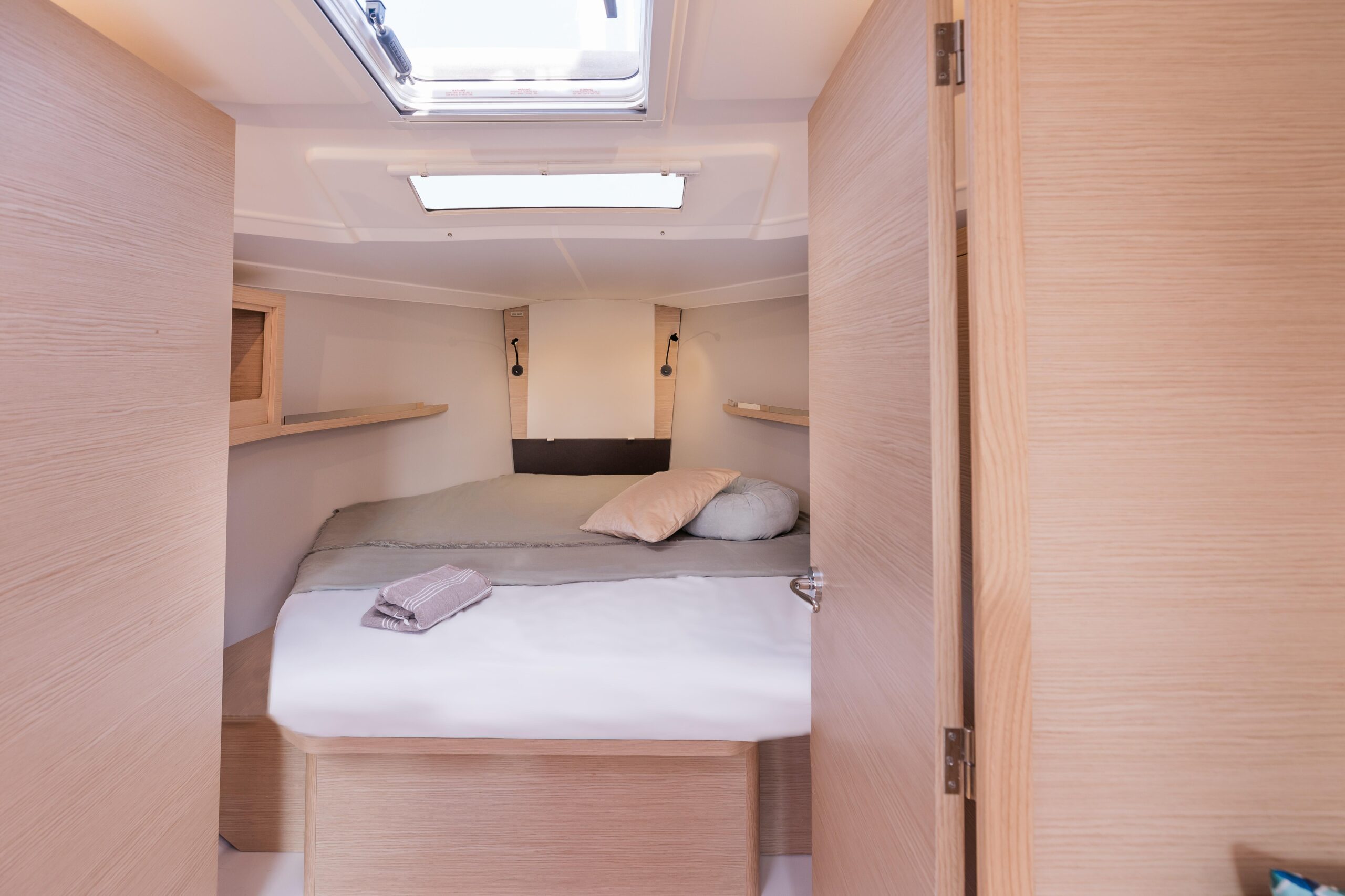 DUFOUR YACHTS 2022 - DUFOUR 37