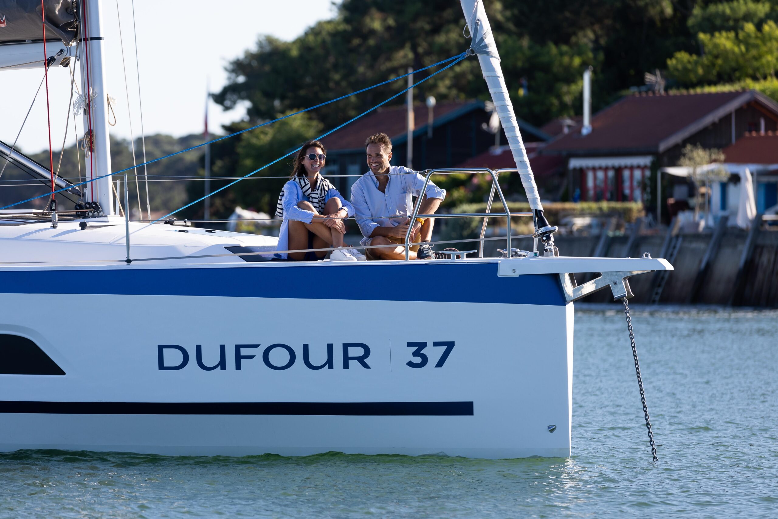 DUFOUR YACHTS 2022 - DUFOUR 37