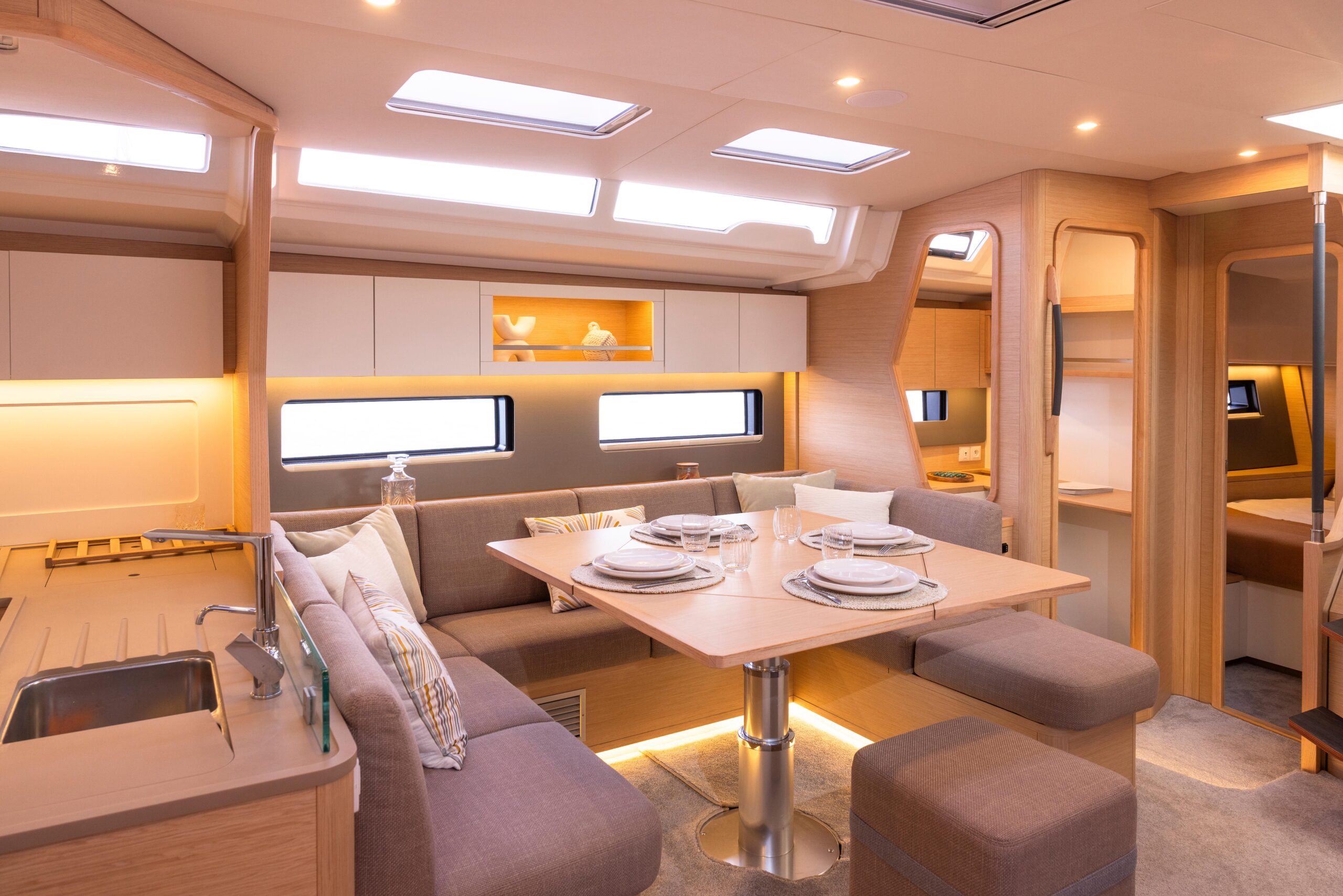 DUFOUR YACHTS 2025 - DUFOUR 54