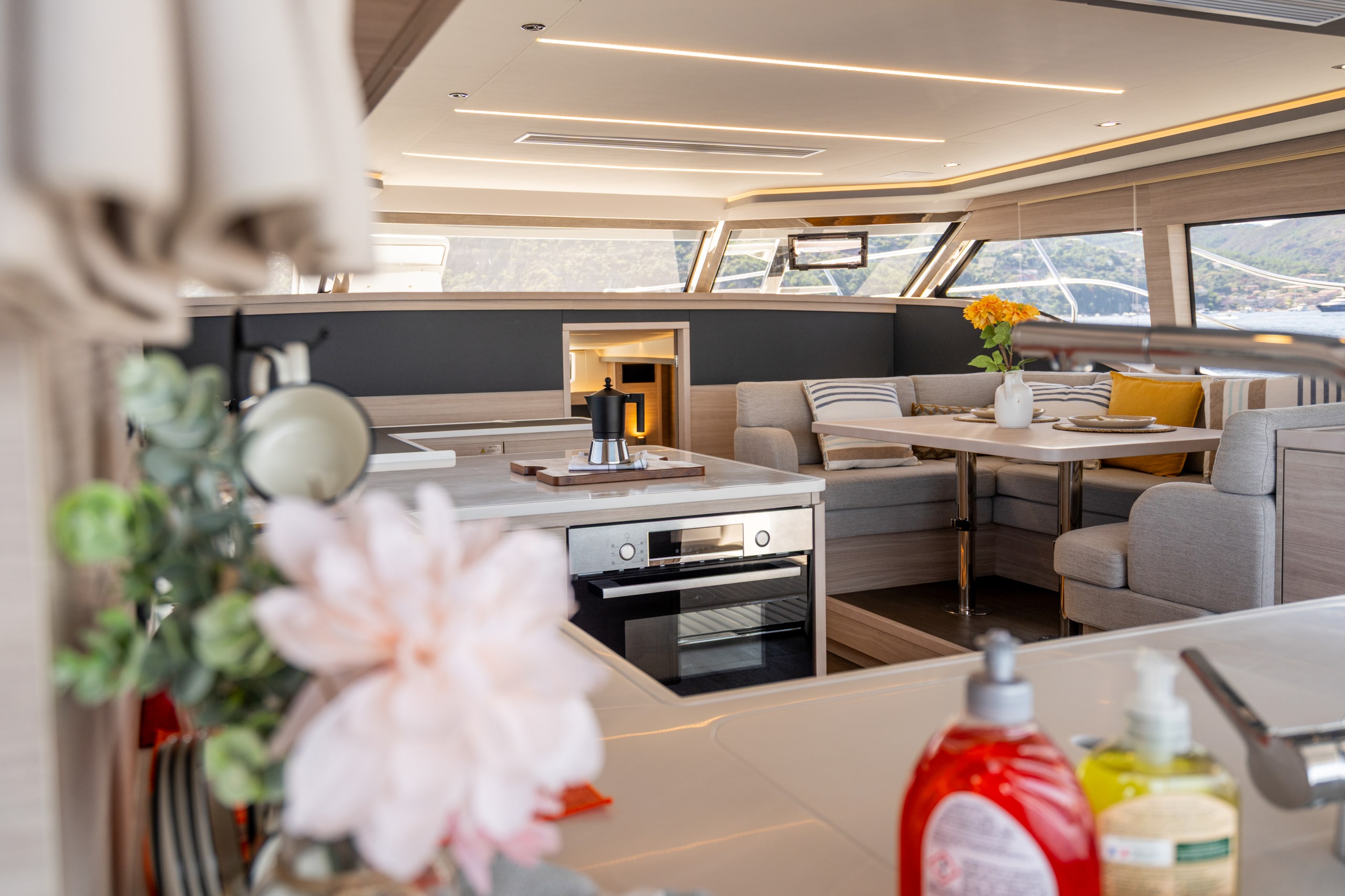 Aquila 46 Yacht